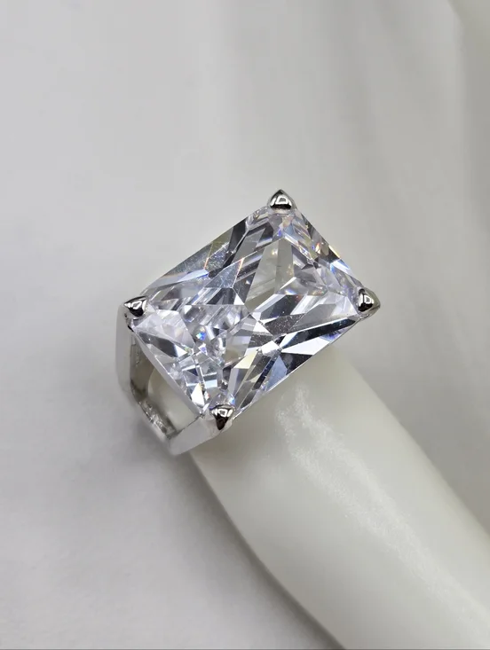 Swarovski Crystal Elements Silver Statement Ring Size 6 East West Design Prom - Picture 6 of 7